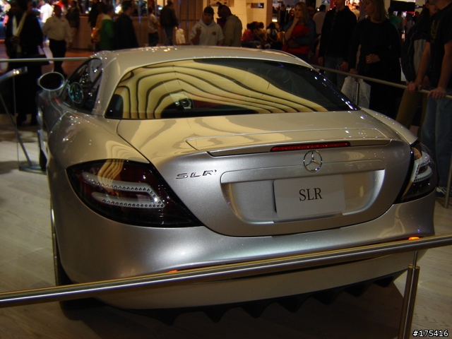 2006 Detroit Auto Show-3