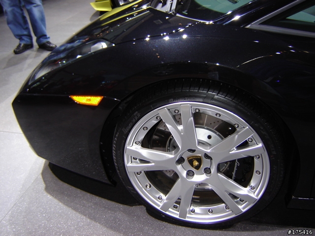 2006 Detorit Auto Show-9