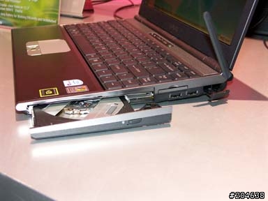 新世代機種 vaio sz 雙核心 NAPA  (使用翻義軟體文字請意會)
