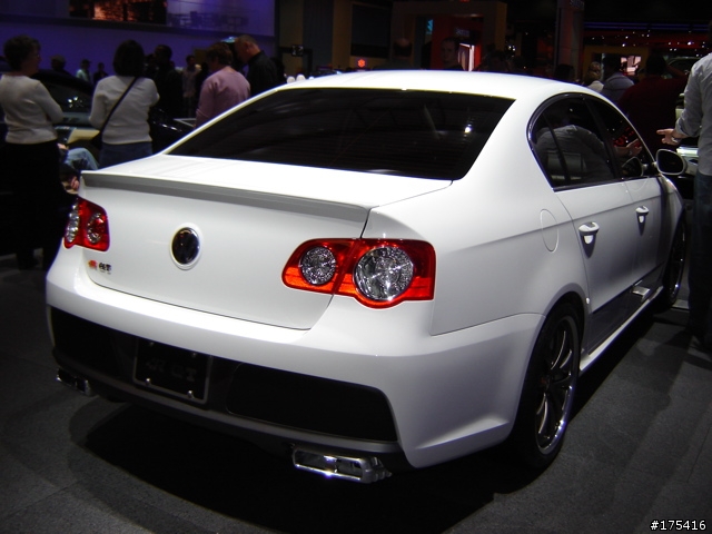 2006 Detorit Auto Show-10