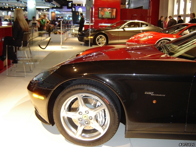 2006 Detorit Auto Show-10