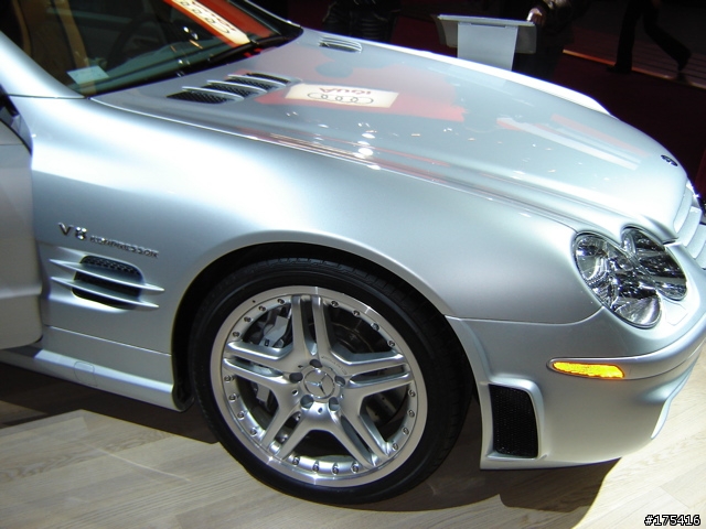 2006 Detroit Auto Show-5