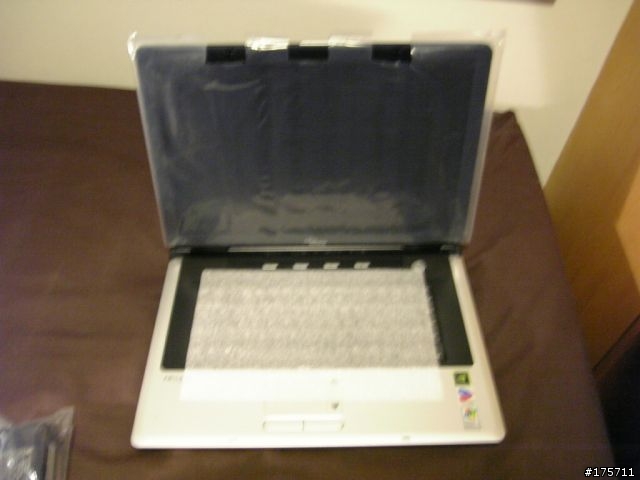 [分享]Fujitsu-Siemens 3438G 我買下手了[附圖]