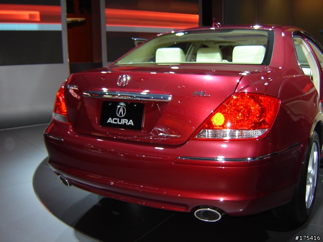 2006 Detroit Auto Show-6