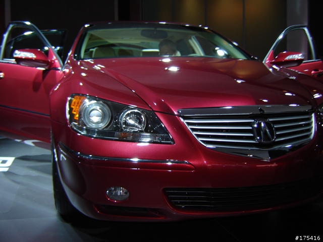 2006 Detroit Auto Show-6