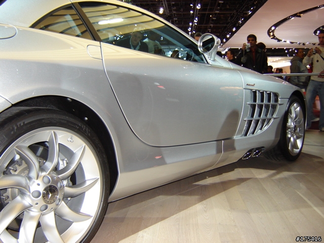 2006 Detroit Auto Show-3