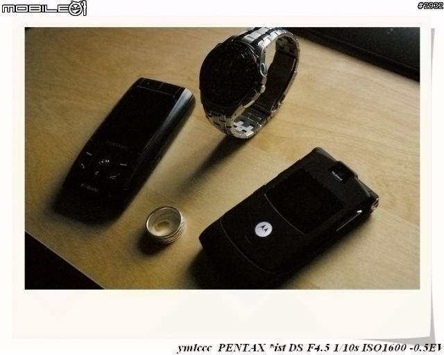 [黑色美學] Samsung T809 X BLACK Razr V3 ***照片已經從新上傳到01 server