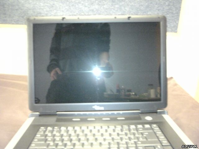 [分享]Fujitsu-Siemens 3438G 我買下手了[附圖]