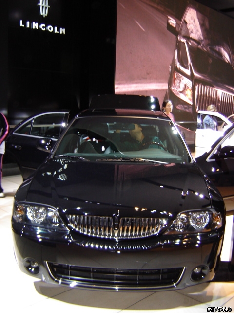 2006 Detorit Auto Show-8