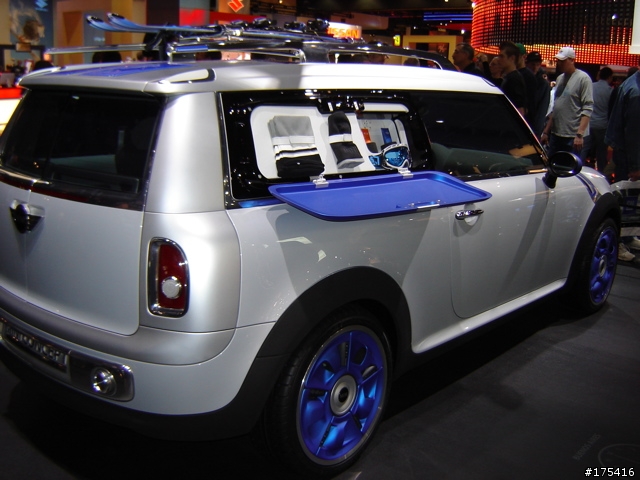 2006 Detorit Auto Show-10