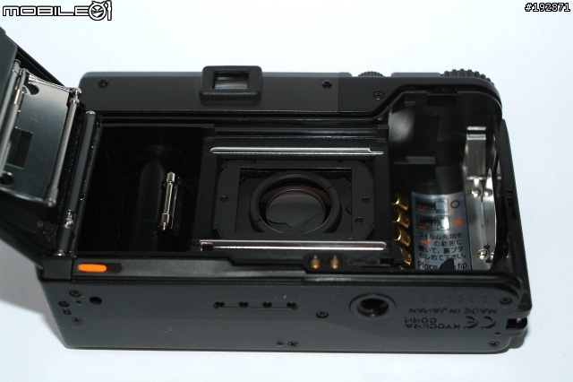 [分享] 逝去的Contax ----- 2台t3 記念版的最後遺照