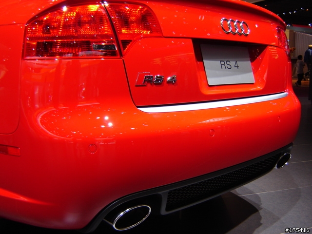2006 Detroit Auto Show-3