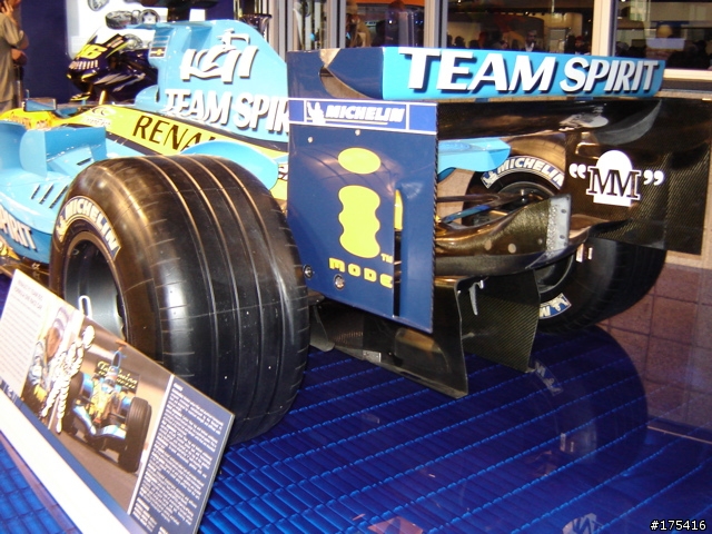 2006 Detroit Auto Show-3