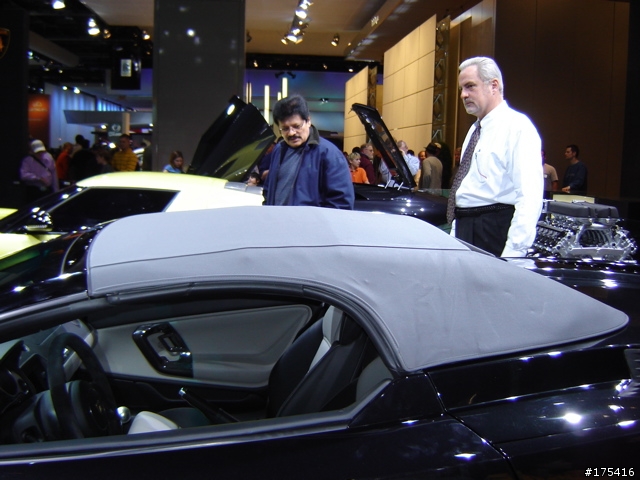 2006 Detorit Auto Show-9