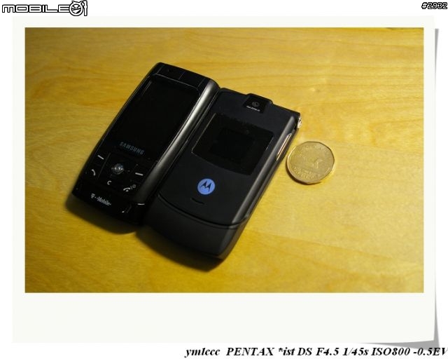 [黑色美學] Samsung T809 X BLACK Razr V3 ***照片已經從新上傳到01 server
