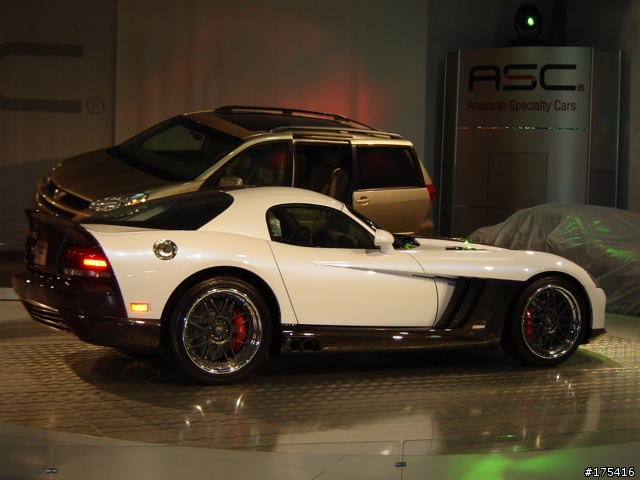 2006 Detorit Auto Show-10