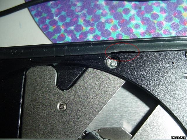 有買VAIO FJ-57的朋友  可以幫我看一下各位是不是也有這個問題嗎 ...