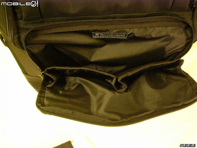 [分享] VICTORINOX 檢約樸素的背包