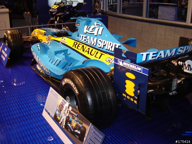 2006 Detroit Auto Show-3