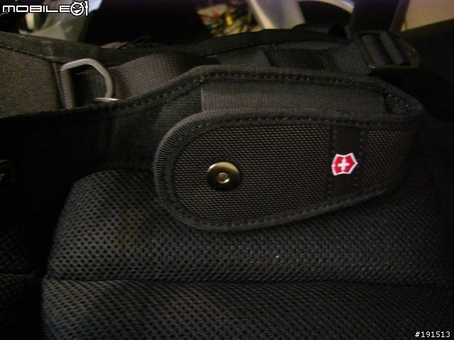 [分享] VICTORINOX 檢約樸素的背包