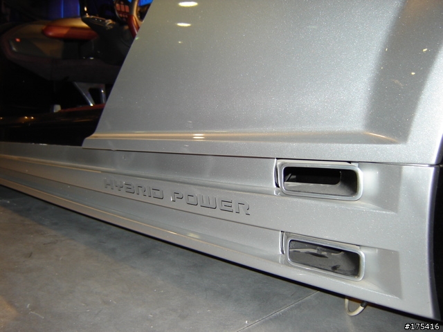 2006 Detroit Auto Show-4