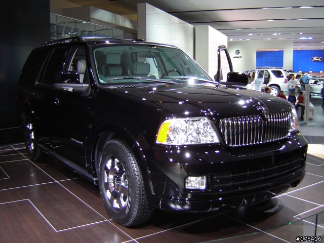 2006 Detorit Auto Show-8