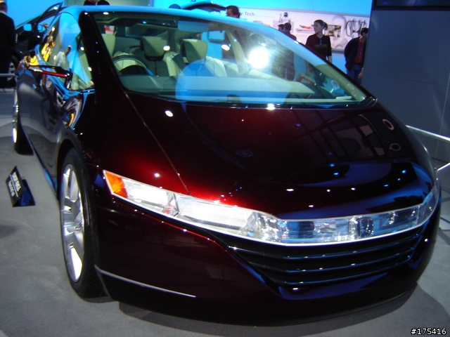 2006 Detroit Auto Show-6