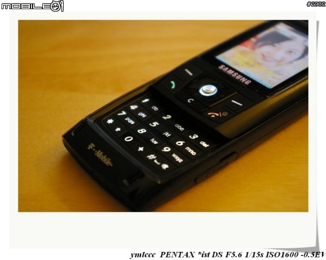 [黑色美學] Samsung T809 X BLACK Razr V3 ***照片已經從新上傳到01 server
