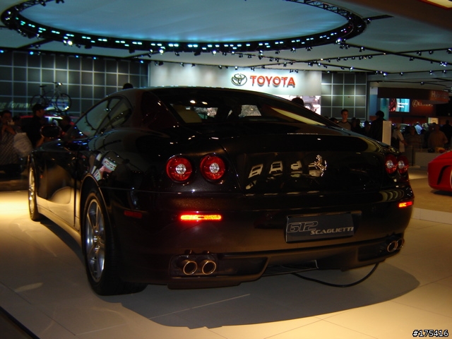 2006 Detorit Auto Show-10