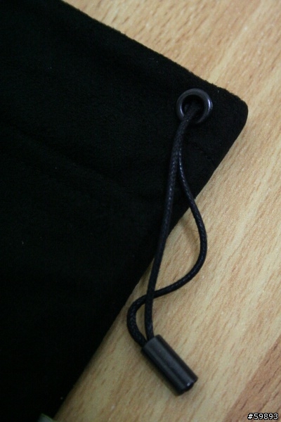 [心得] moshi iPouch iPod 專用保護套