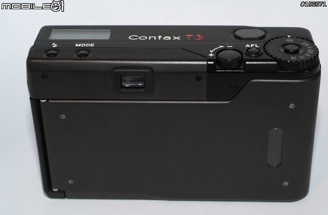[分享] 逝去的Contax ----- 2台t3 記念版的最後遺照