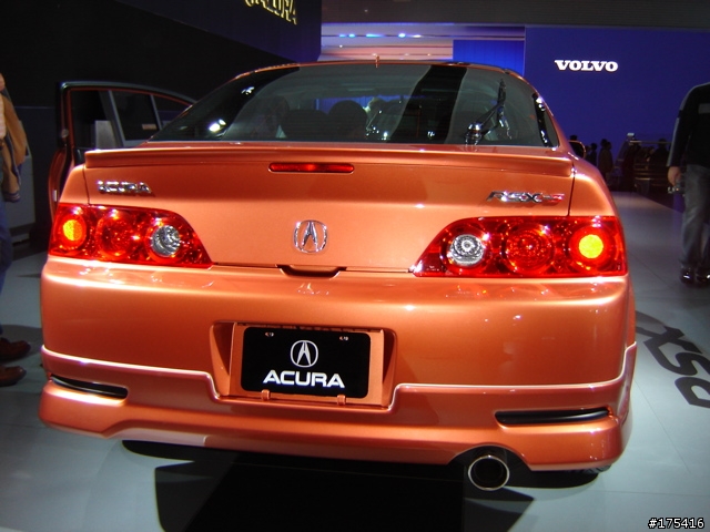 2006 Detroit Auto Show-6