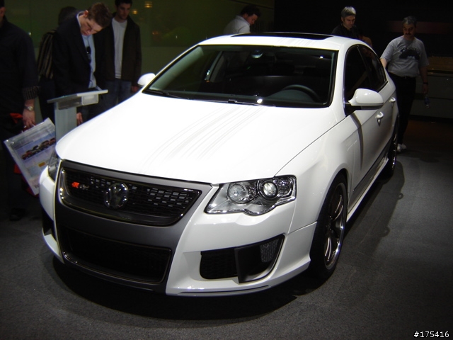 2006 Detorit Auto Show-10
