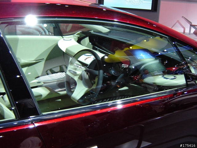 2006 Detroit Auto Show-6