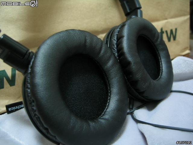 [分享]黑色鏡面ATH ES-7
