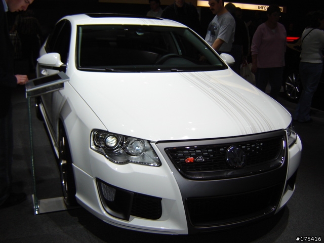 2006 Detorit Auto Show-10