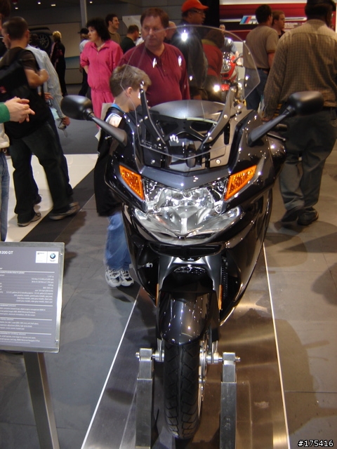 2006 Detorit Auto Show-10