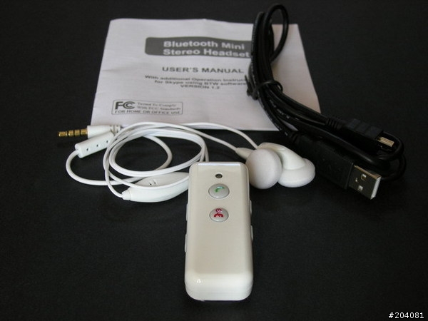 在香港發現有隻台灣製造o既立體聲藍芽耳機賣 support O2mini