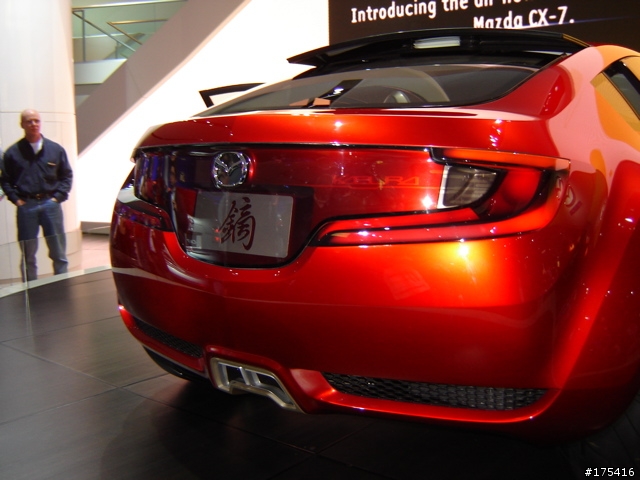2006 Detroit Auto Show-7