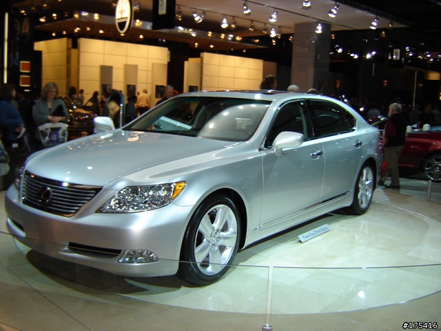 2006 Detorit Auto Show-8