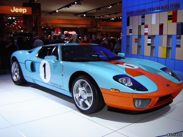 2006 Detroit Auto Show-6
