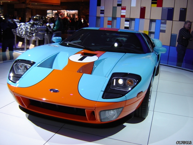 2006 Detroit Auto Show-6