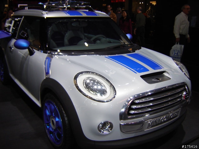 2006 Detorit Auto Show-10
