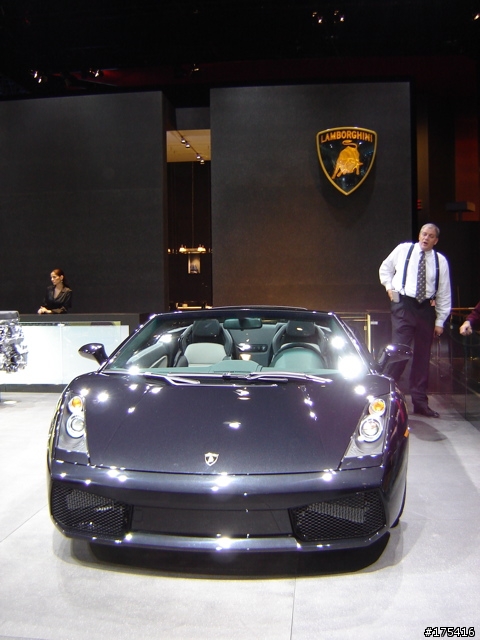 2006 Detorit Auto Show-9
