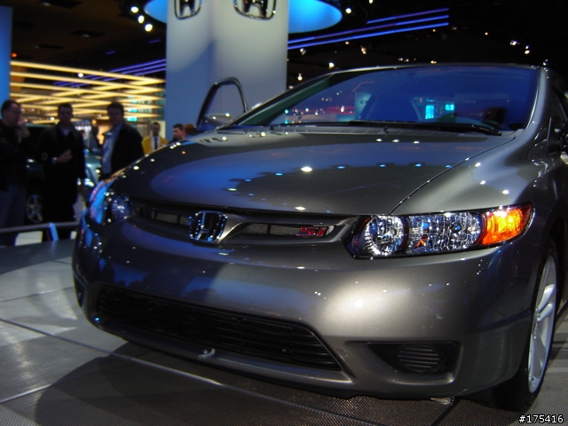 2006 Detroit Auto Show-6