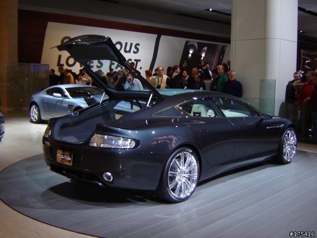 2006 Detroit Auto Show-7