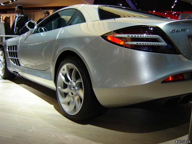 2006 Detroit Auto Show-5