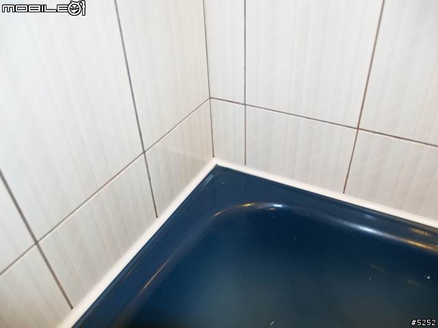[DIY分享]快過年了..您家浴室有矽利康發霉或零零落落想重弄嗎?