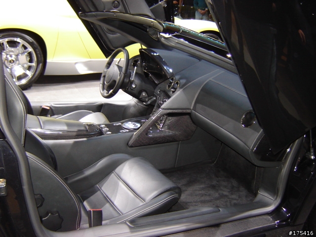 2006 Detorit Auto Show-9