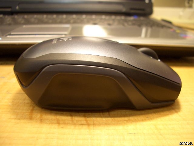 [分享] 最新的 Logitech V400 與 它的V家兩兄弟